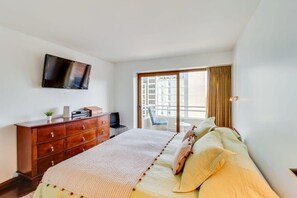 2 Schlafzimmer, Schreibtisch, Bügeleisen/Bügelbrett, WLAN