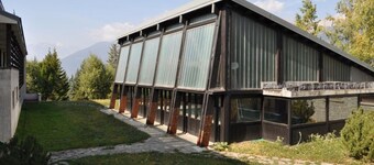 Rustic in the Chapelle complex