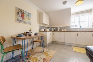 Dining - The Coach House (W), Wells-next-the-Sea, Norfolk (19 Ashburton Close)