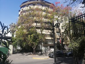 Exterior - Hotel Montecarlo (Santiago)