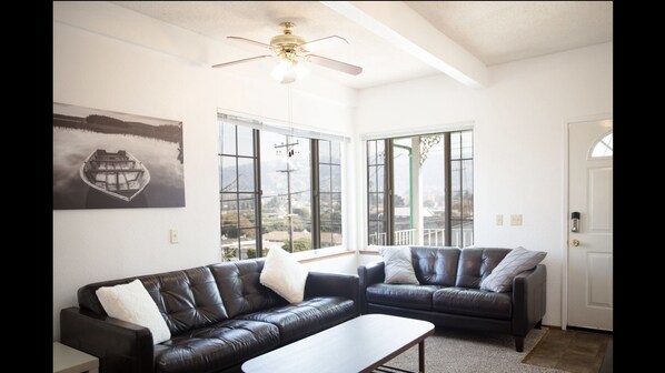 Casa Deluxe, para no fumadores | Área de sala de estar | Televisión de pantalla plana 