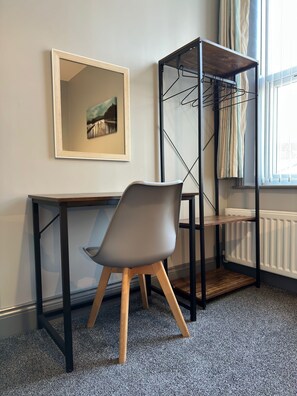 Appartement | Coffres-forts dans les chambres, décoration personnalisée