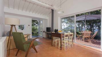 House, 1 Bedroom, Garden View | Living area