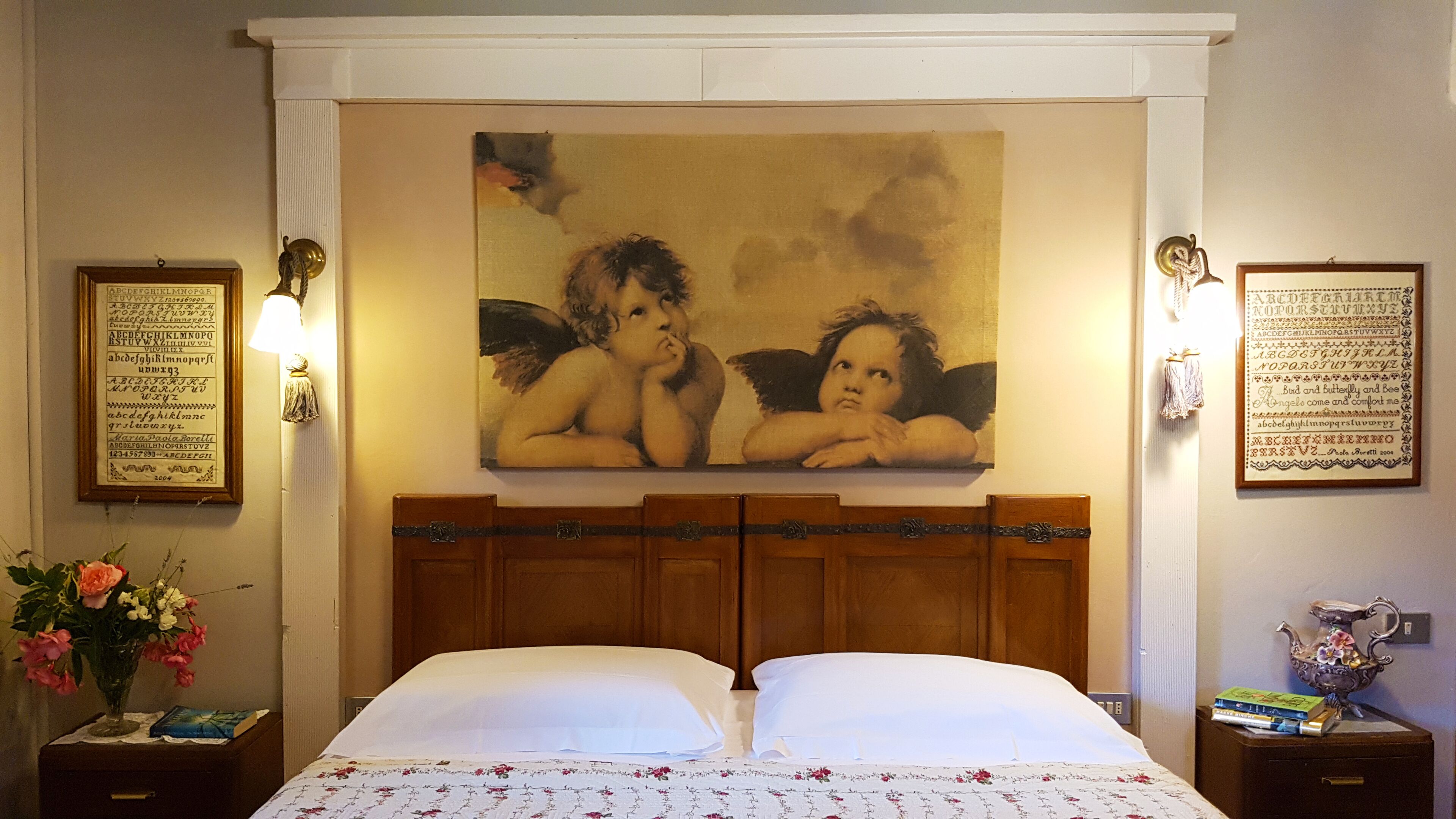 VILLA in FLORENTINE HILLS. 220 EXCELLENT REVIEWS. 100% travelers recommend.