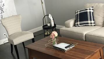 Exclusive House, Non Smoking | Living area | Flat-screen TV