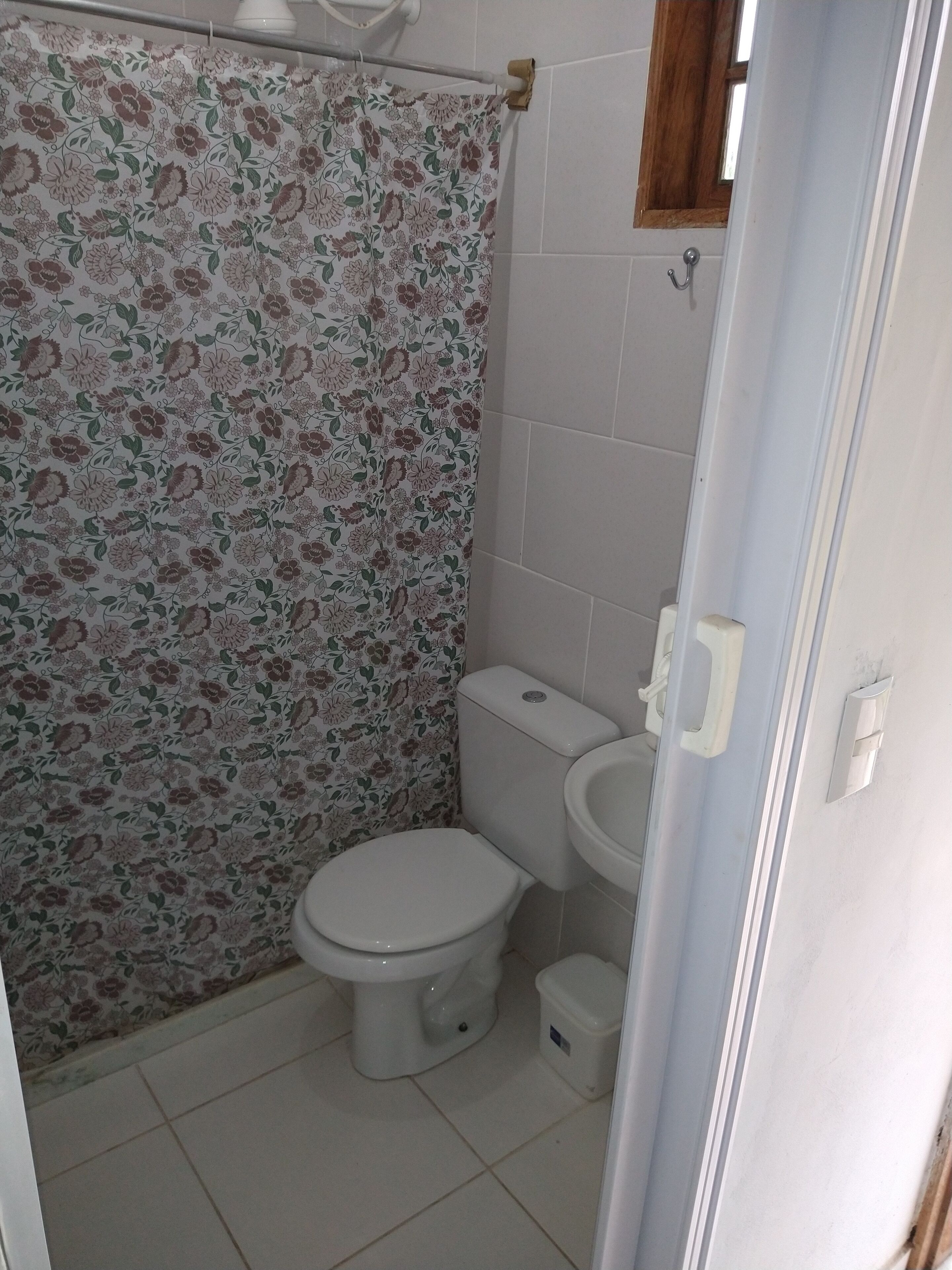 Very nice beach house for family and large groups