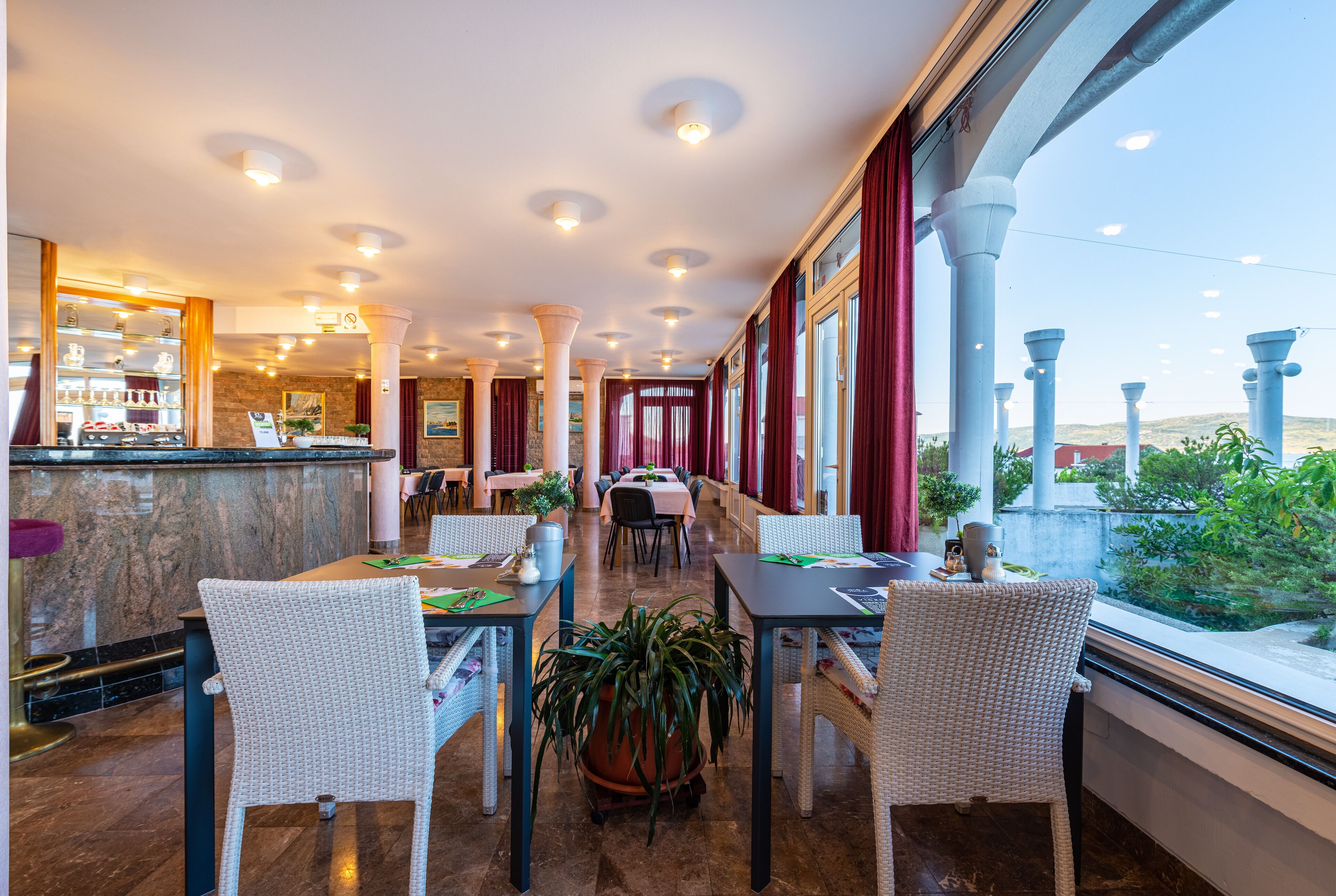 breakfast, dinner served; local and international cuisine, garden views