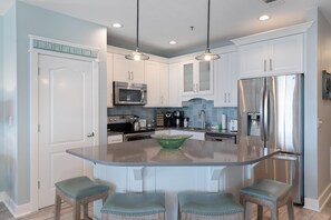 Fridge, microwave, oven, stovetop - The Villas at Santa Rosa Beach C201 (Santa Rosa Beach)