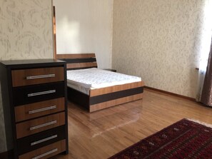 Comfort House, 4 Bedrooms, Private Pool | 4 bedrooms, desk, soundproofing, iron/ironing board