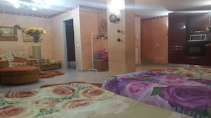 Family Studio | Living area | Flat-screen TV - Casa in Fiera (Rome)