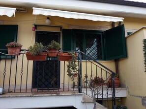 Exterior - Casa in Fiera (Rome)