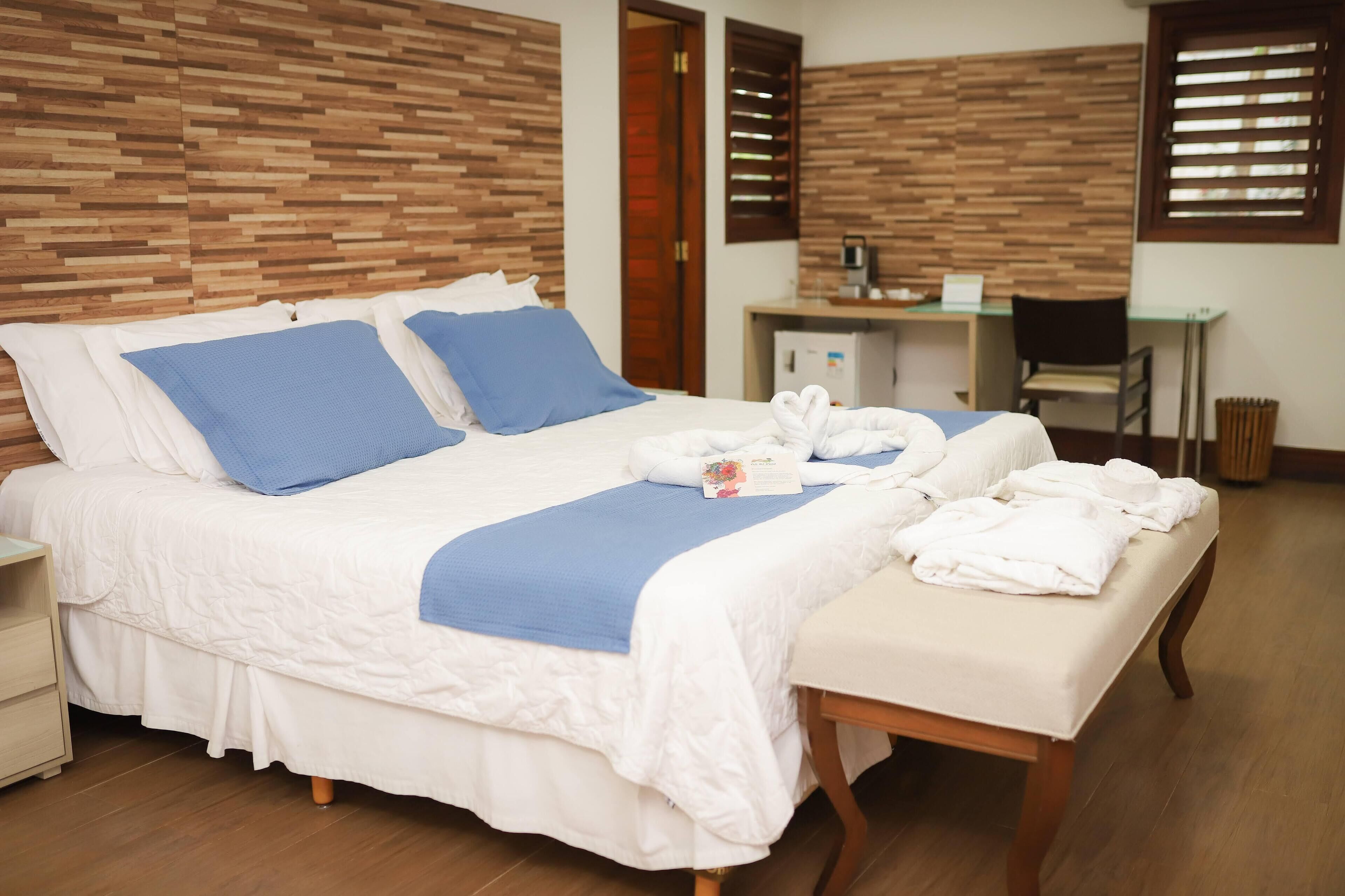 presidential room | 1 bedroom, minibar, free wifi, bed sheets