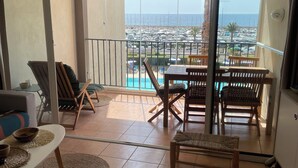Interior - Beautiful T2 apartment in residence standing with pool facing the sea (Six-Fours-les-Plages)