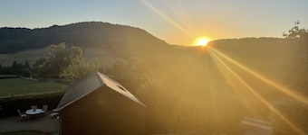 A one bedroom self catering property in an idyllic valley setting.