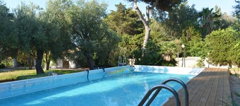 Villa i drømme beliggenhed med privat pool med udsigt over havet