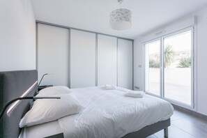 3 habitaciones, tabla de planchar con plancha y wifi gratis 