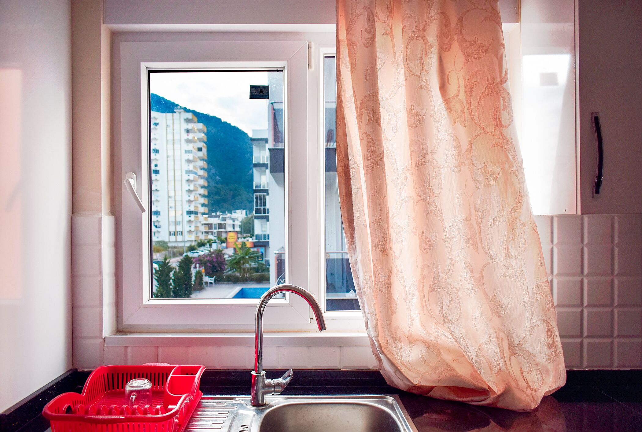 D-4. Mountain and Pool  View, Free WiFi, Spacious