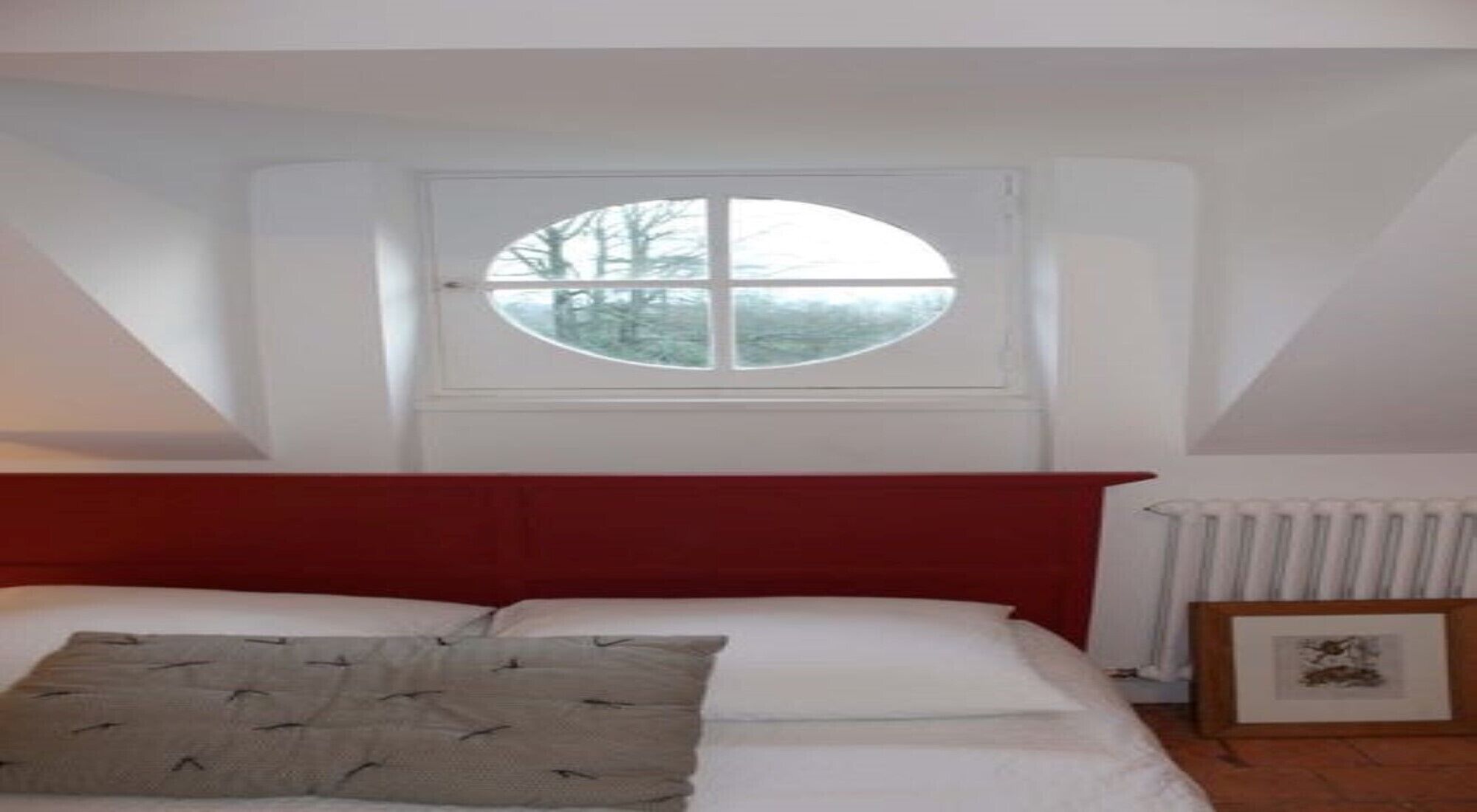 Castle with XXL chapel