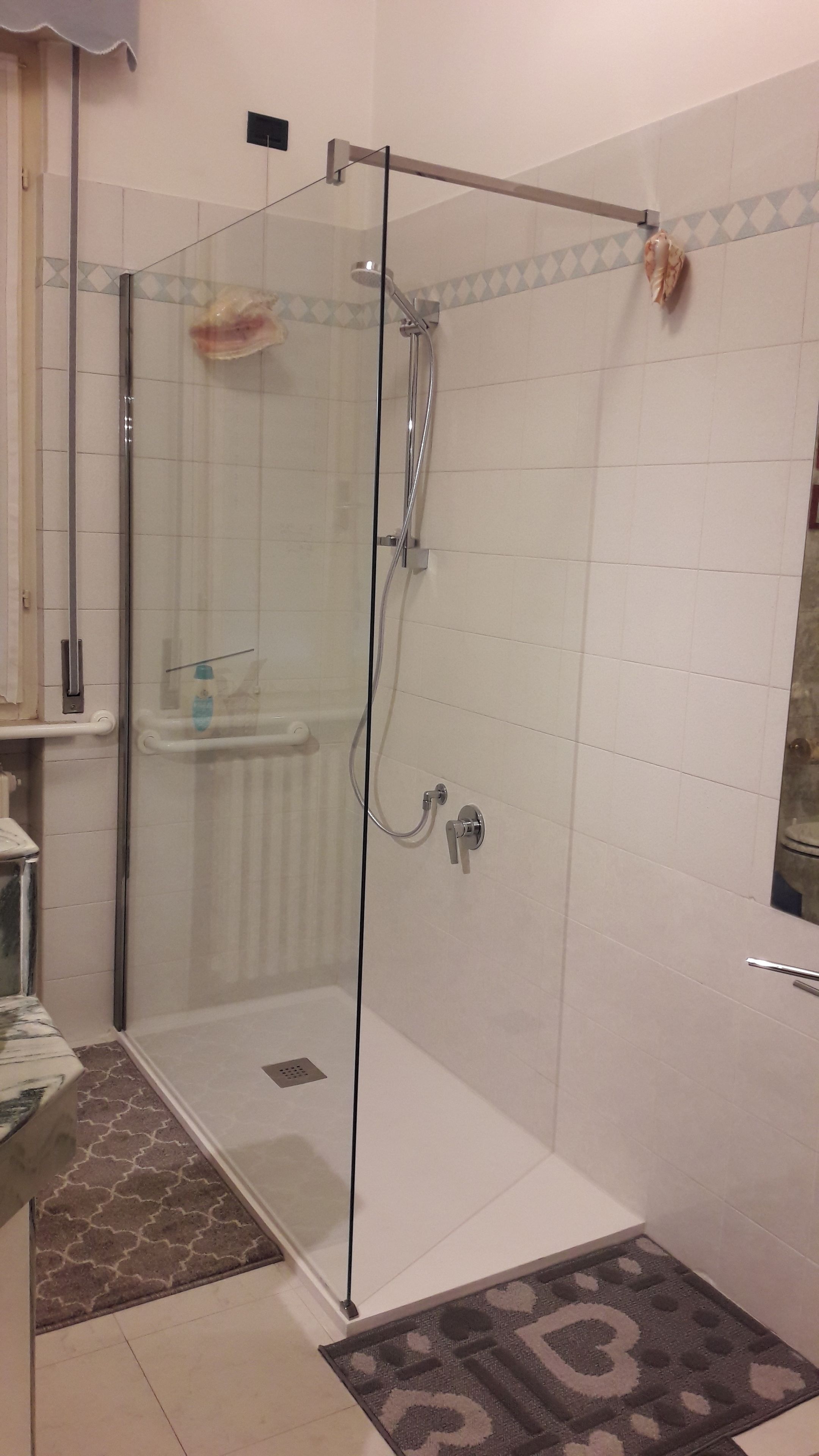 Standard Double Room, Accessible | Bathroom shower