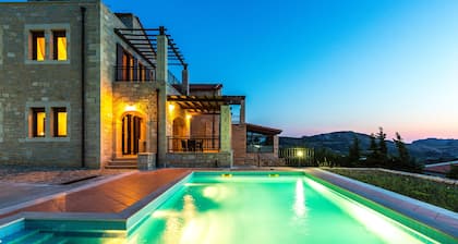 Thalia Villa Private pool, amazing sea views, walking distance to shops