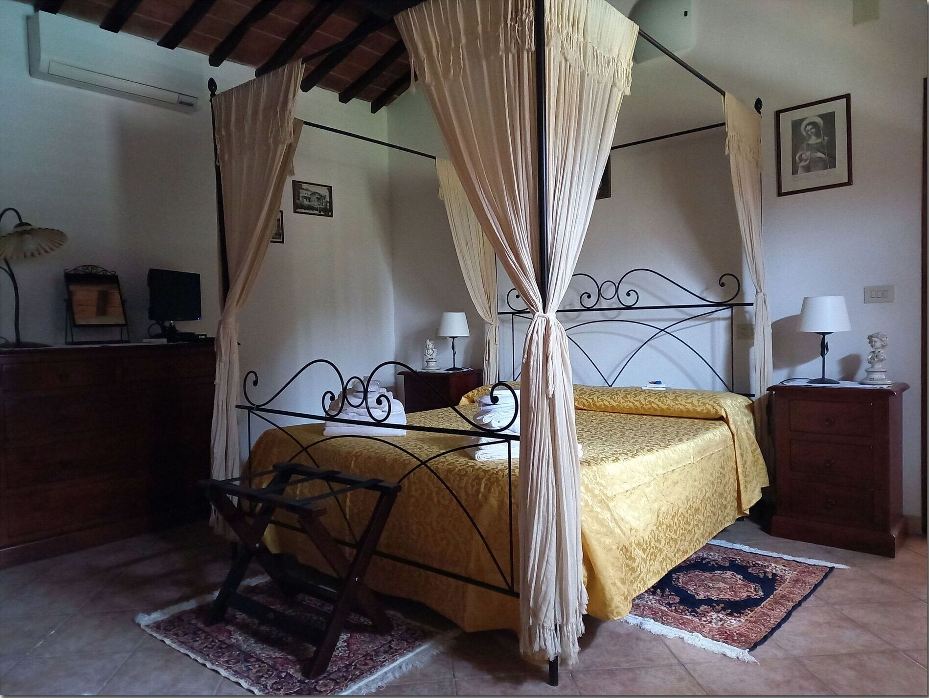 2 chambres, fer et planche à repasser, lit parapluie, Wi-Fi gratuit