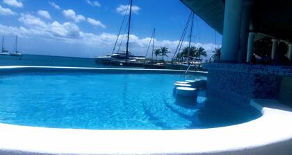 NO. 2 Porters Court, 4 mins away from the beautiful sandy beaches.