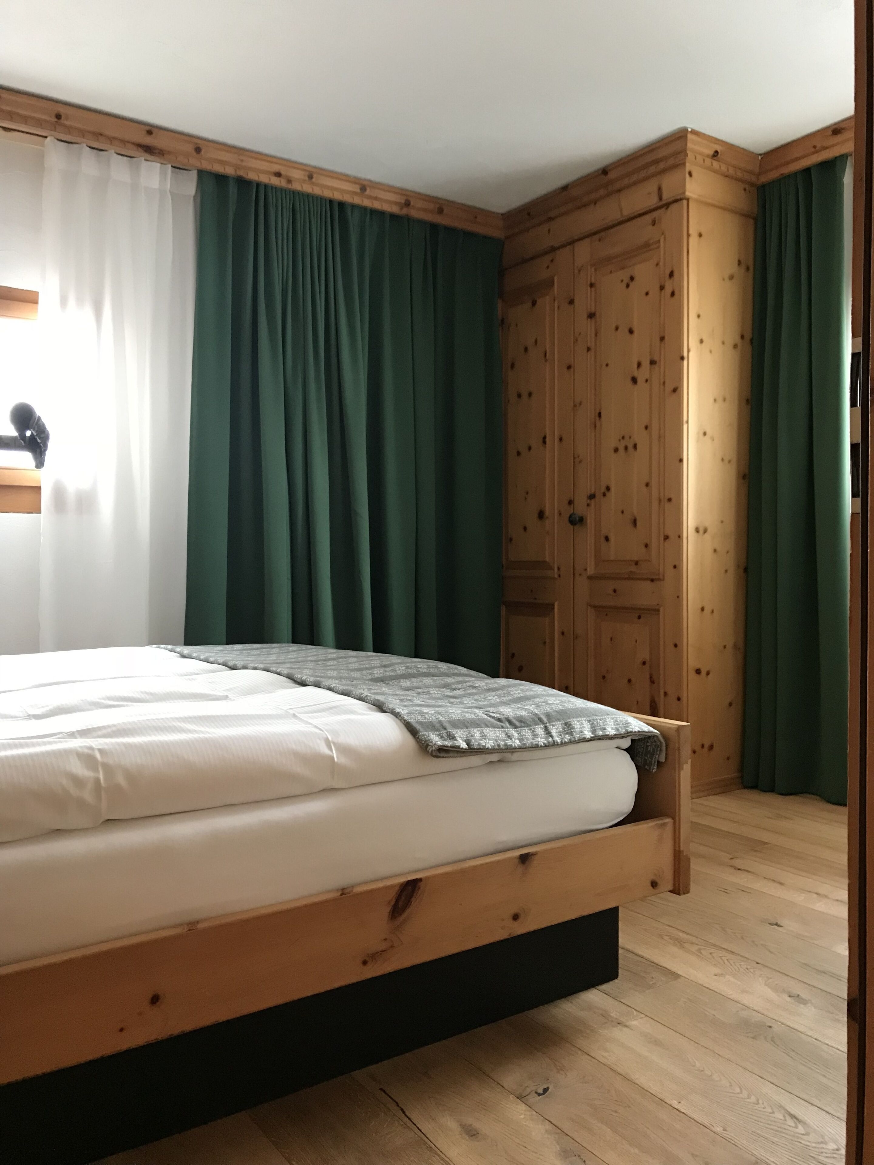 Quiet location integrated into a hotel