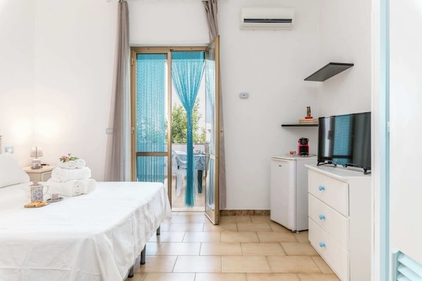 1 bedroom, WiFi (free)