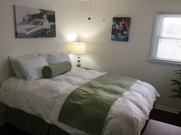 3 bedrooms, iron/ironing board, travel cot, free WiFi