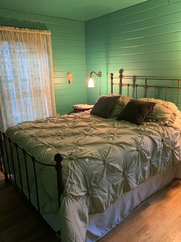 2 bedrooms, free WiFi, bed sheets