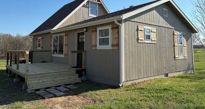 Cedar Lodge is quaint rustic lodge with modern amenities. Relaxing and warm!