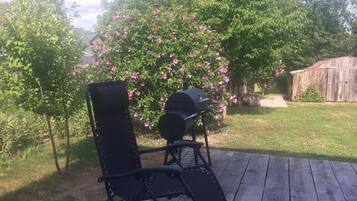 Vila Klasik, Beberapa Tempat Tidur, Bebas Asap Rokok, pemandangan kebun | Teras/patio