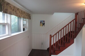 Interior detail - Hostaway (Fort Erie)