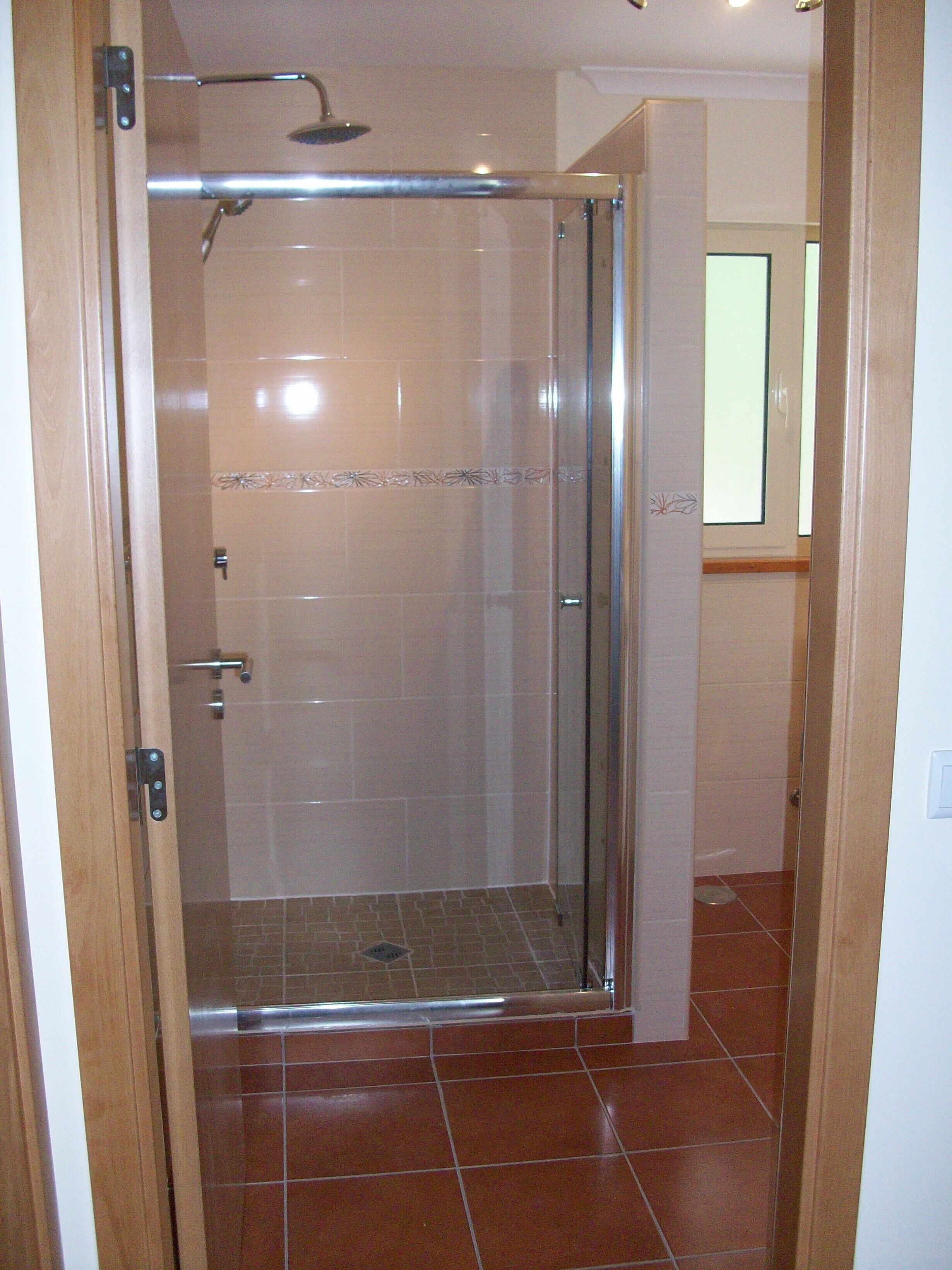 Beautiful Wooden Lodge Set In Olive Grove With Shared Pool.Close To Amenities