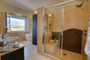 Hair dryer, towels
