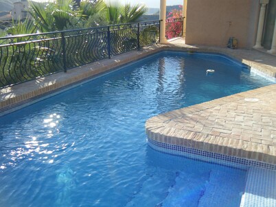 3 bedroom Andalusian villa with private pool, quiet, secluded 15 mins from the sea