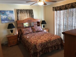 3 bedrooms, iron/ironing board, travel crib, WiFi