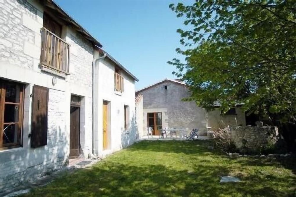 Nice House - Braslou Richelieu - Loire Valley South