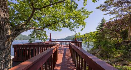 Rocky Point - väistämättä paras sijainti Greenwood-järvellä! 1 tunnin päässä NYC: stä.
