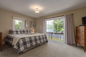 3 chambres, fer et planche à repasser, Wi-Fi gratuit, draps fournis