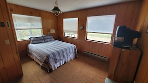 2 bedrooms, free WiFi, bed sheets - B & J Sea View | Secluded Klipson Beach Area (Long Beach)
