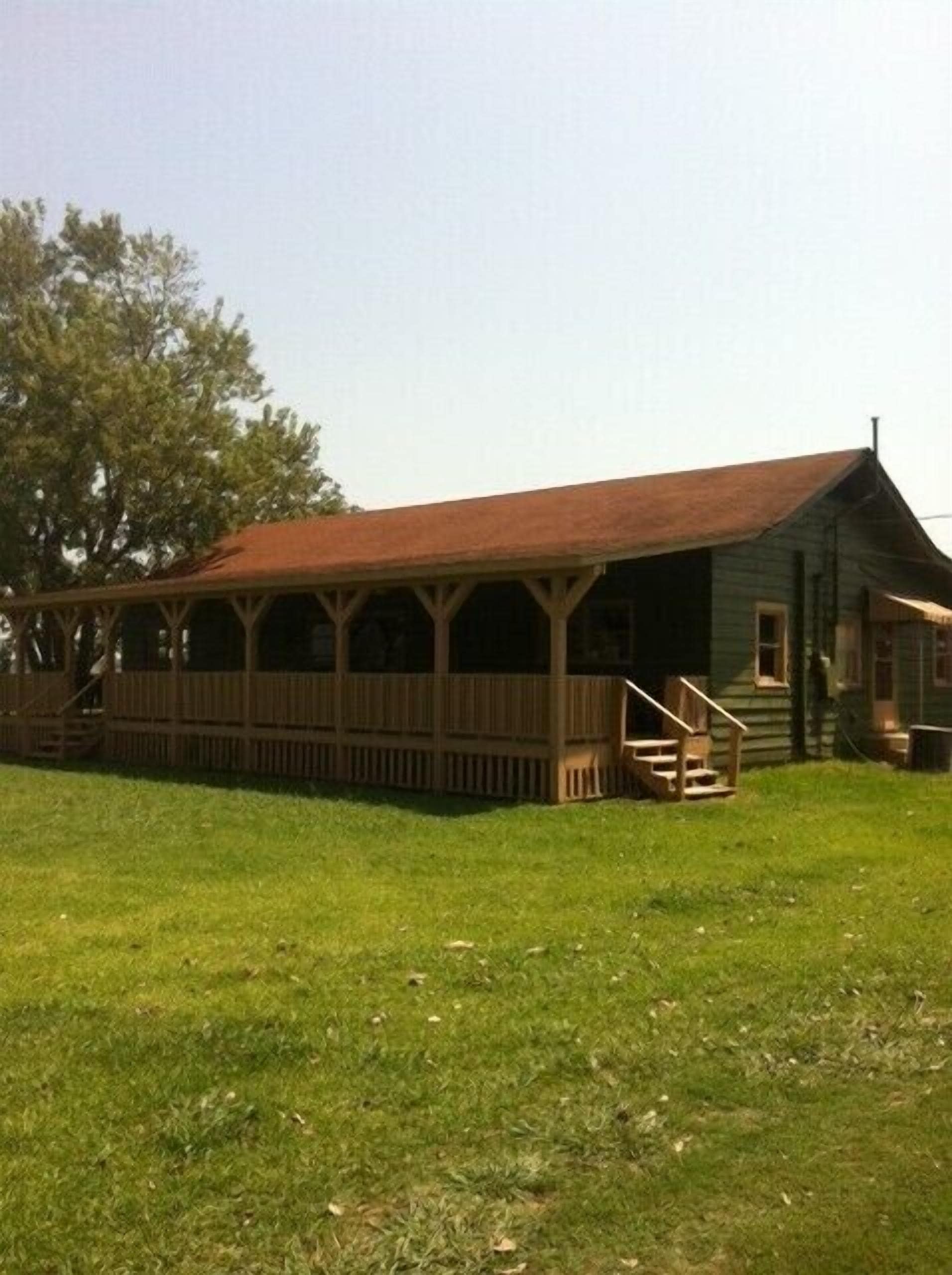 beautiful lodge in a relaxed country setting!