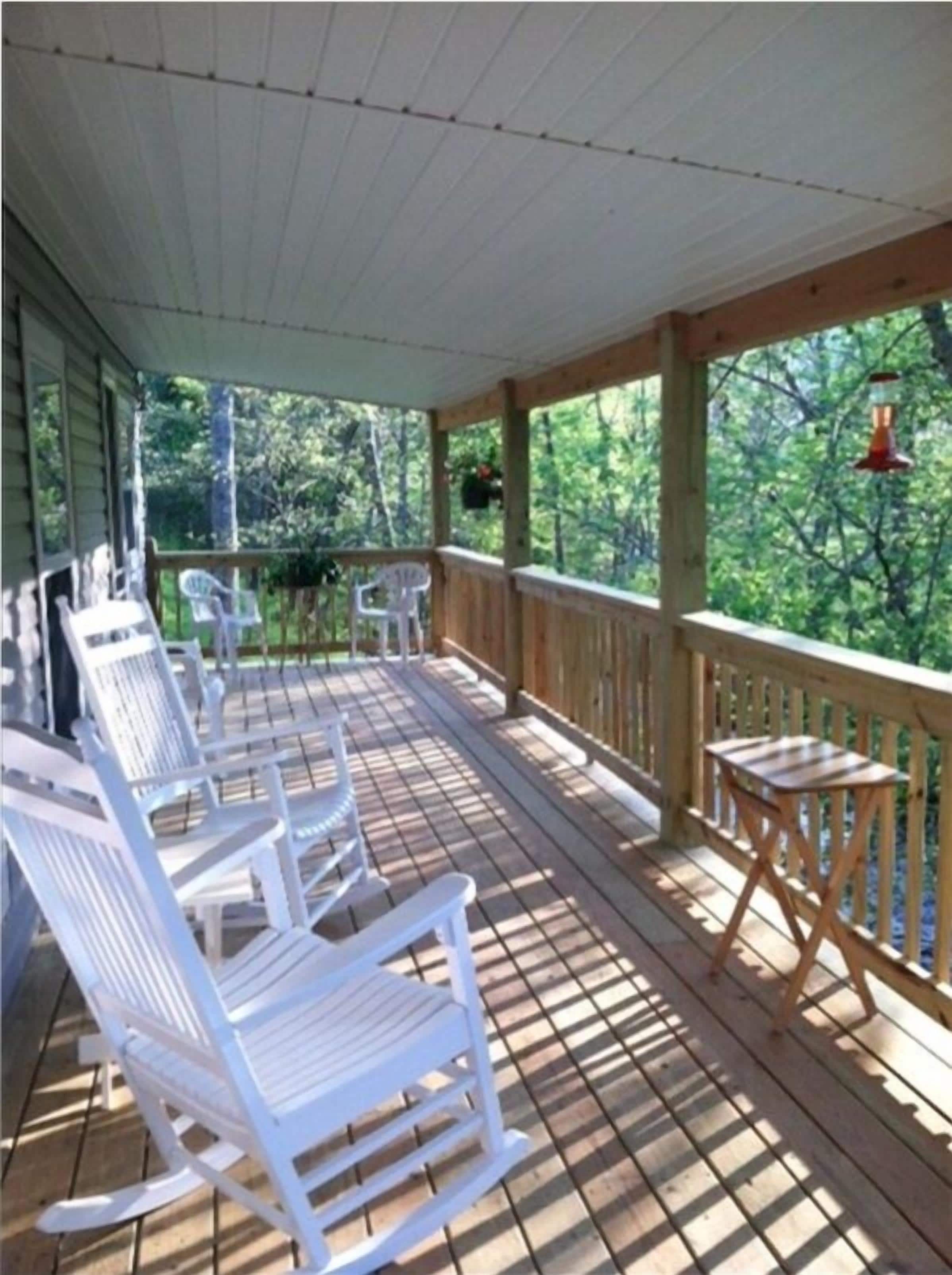 Smoky Mountain Creek Front Privacy