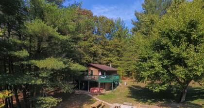 Secluded Getaway in Nature, close to Hocking Hills