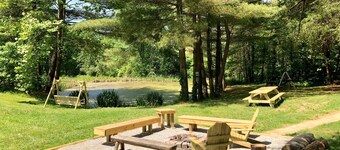 Secluded Cabin in Hocking Hills with Hot Tub overlooking Pond near ATV Trails