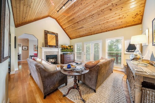 Hill Haven Center Hill lake near Sligo Marina