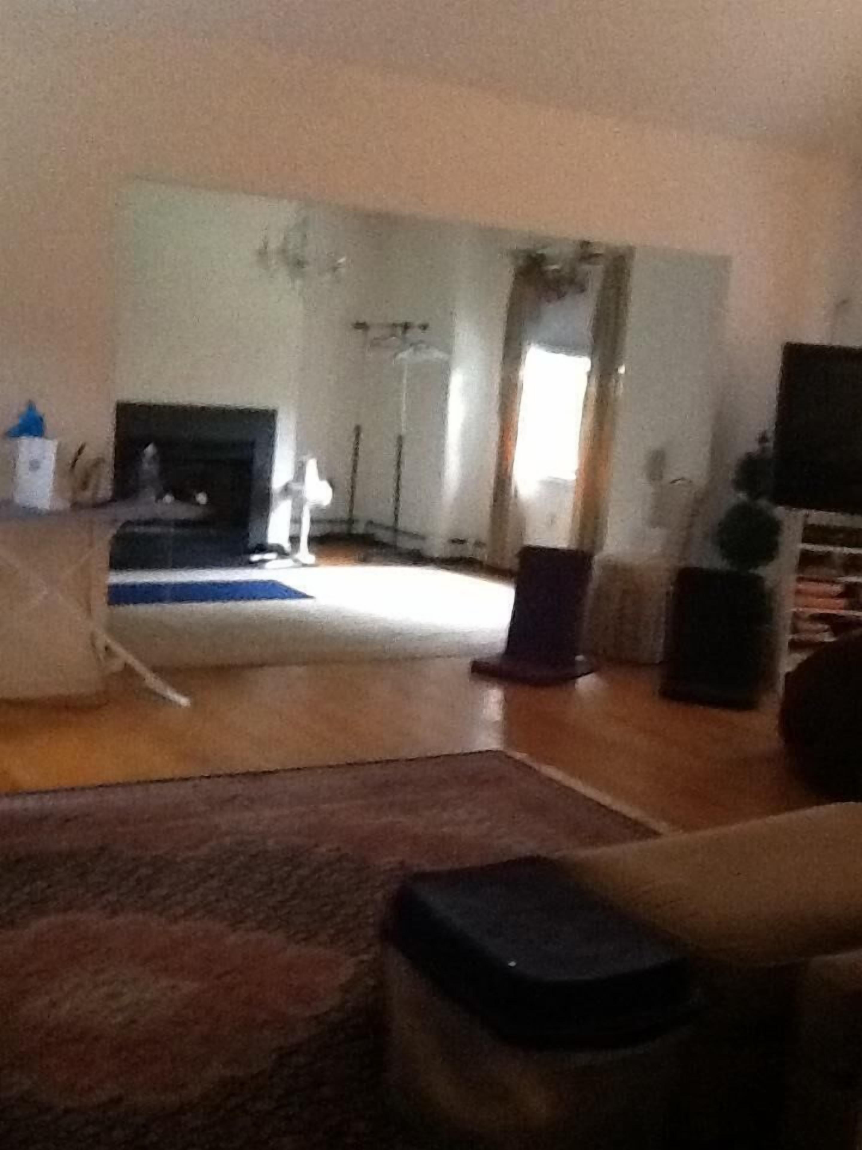 Private Mansion Theater Hot Tub Grotto Cave And More... Outside use only !