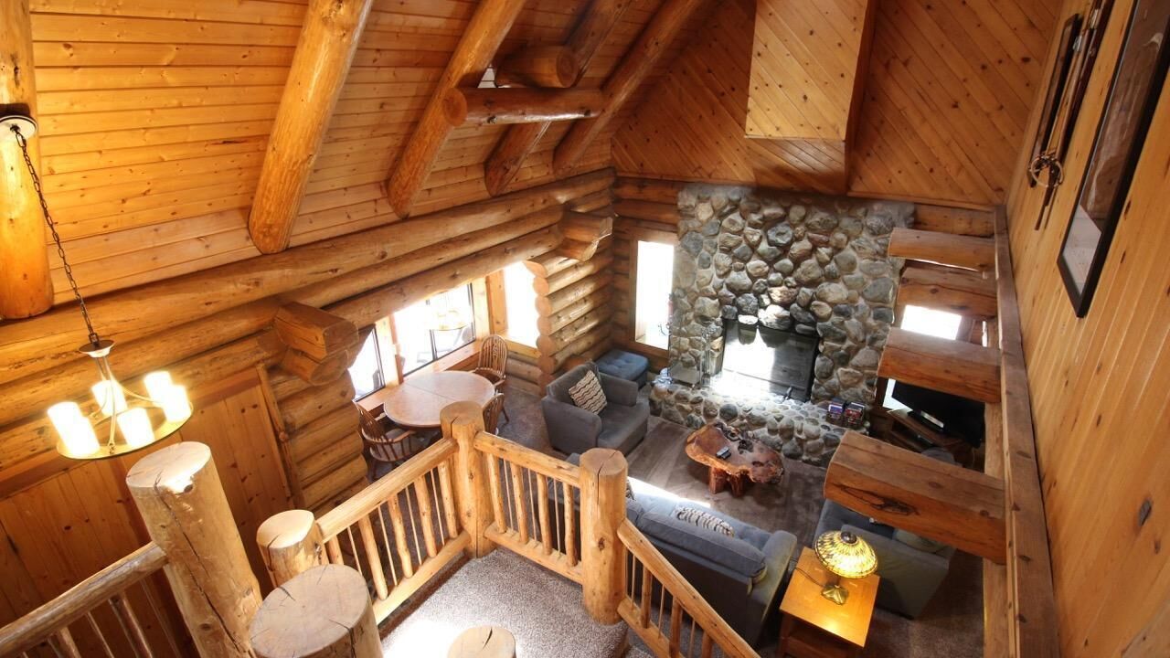 Televisio, takka, DVD-soitin