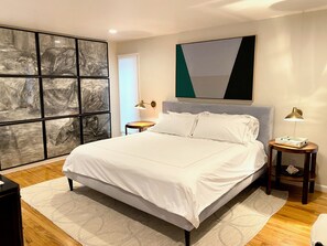 4 habitaciones, escritorio, tabla de planchar con plancha y wifi gratis 