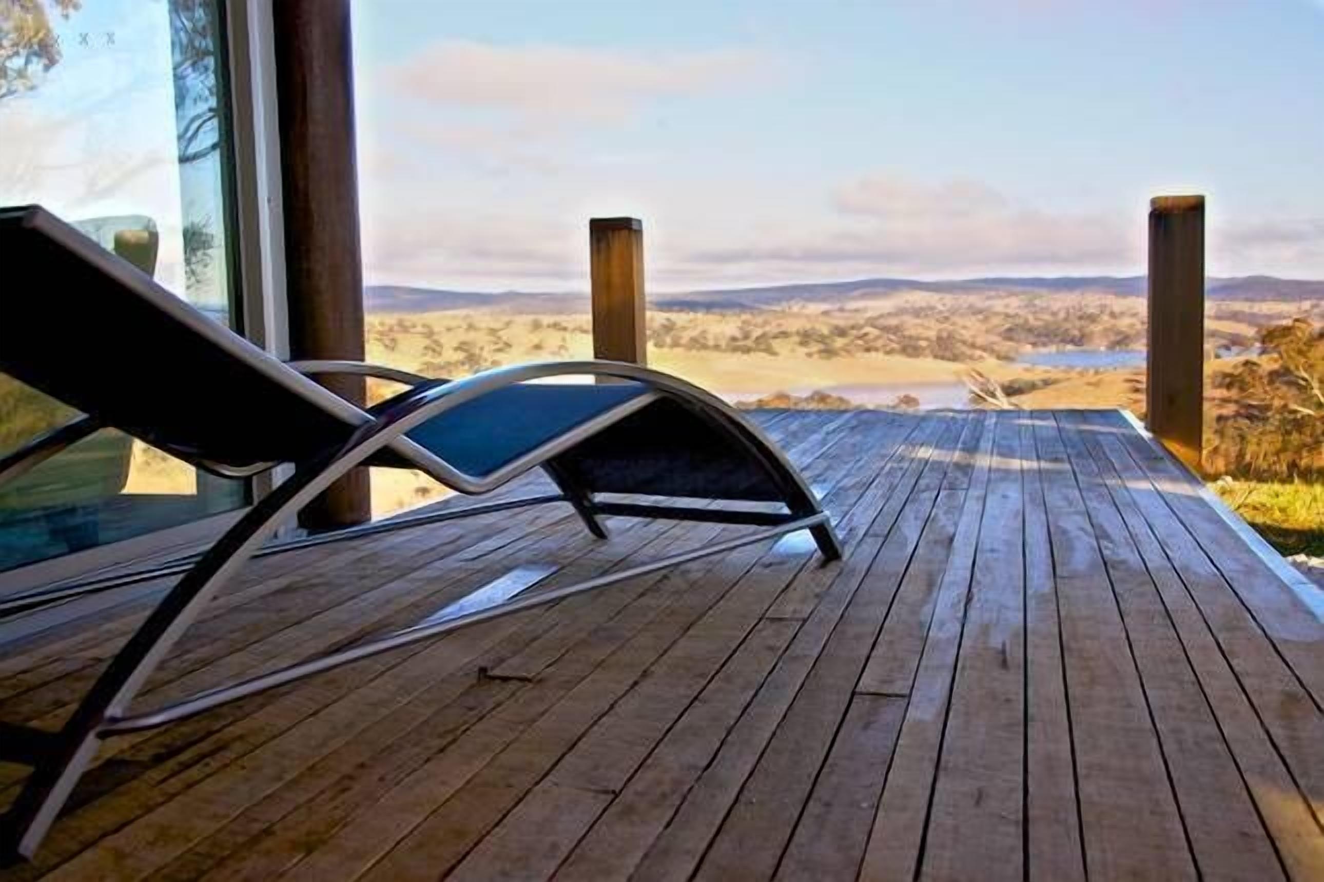 “an experience in time and space...”<br>highVIEW jetty BATHURST